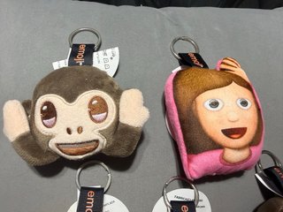 Pack de 6 Llaveros Peluche Emojis