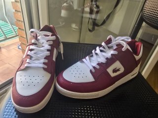 Zapatillas Lacoste Blancas y Rojas