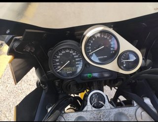 Yamaha Fazer 600 Amarilla