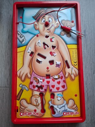 Juego de mesa original Operación de Hasbro