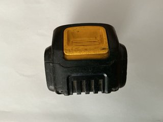 DeWalt DCD785 18V XR Taladro Percutor / Atornillad