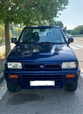 Nissan Terrano II