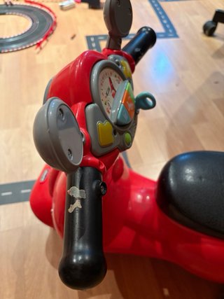 Moto Vespa para niños