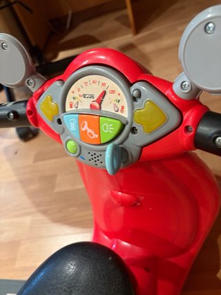 Moto Vespa para niños