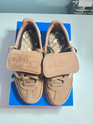 Adidas Spezial Marrones con Lengüeta doble cordon