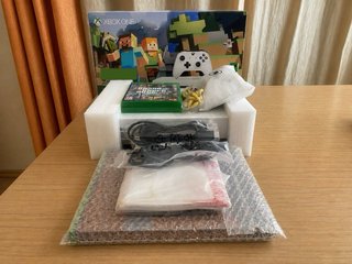 Xbox One S Blanca Ed. Esp. + GTA V