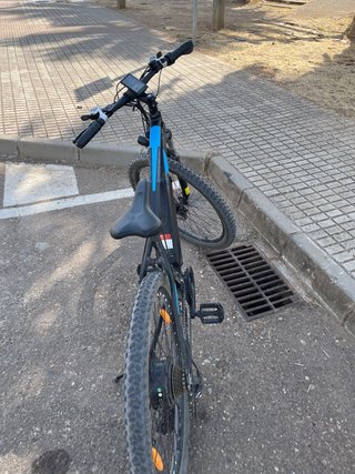 Bicicleta Eléctrica Negra