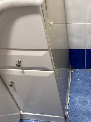 URGE VENDER mueble baño y lavabo SIN GRIFO 83 cm