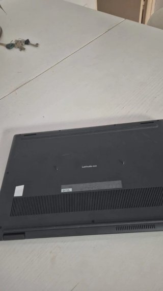Portátil Dell Latitude 3520