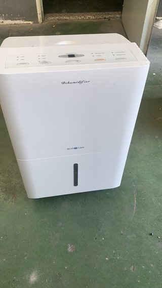 Deshumidificador Mundoclima Blanco 20L