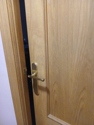 Puerta Interior de Madera con Cristal