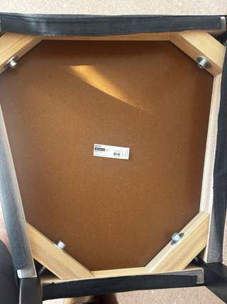 Silla de comedor negra