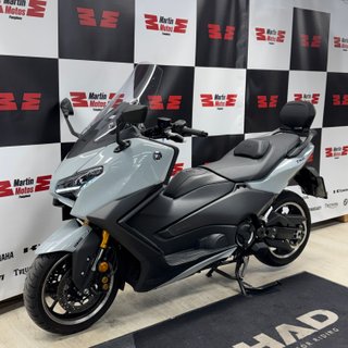 YAMAHA TMAX TECH MAX