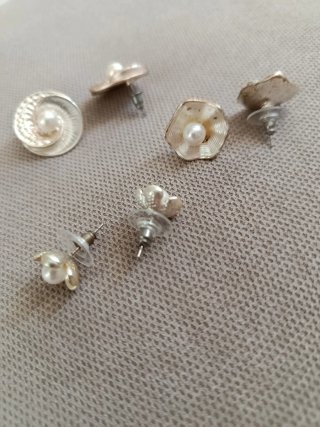 Lote de 3 pares de pendientes con perlas