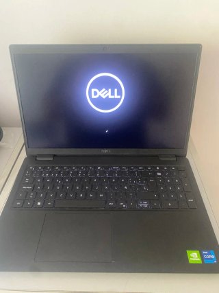 Portátil Dell Latitude 3520