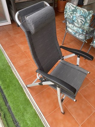 Silla Abatible antracita ( con reposa cabezas)