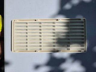 Rejilla Universal Reiss 360x165mm
