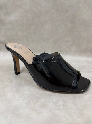 Zapatos de tacón San Marina negros