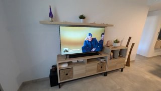 Muebles salón TV madera clara
