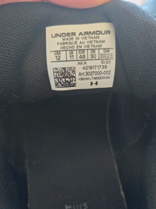 Ténis de Corrida Under Armour Charged Surge 4