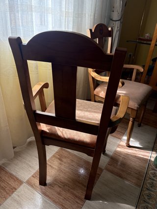 Sillas de madera de roble