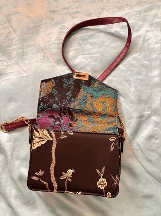 Bolso de mano estampado floral