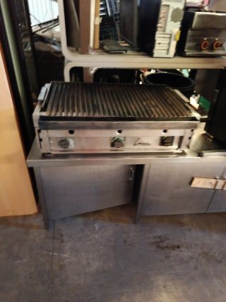 Barbacoa de Gas y Piedras