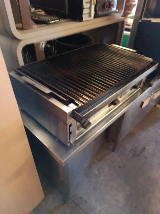 Barbacoa de Gas y Piedras