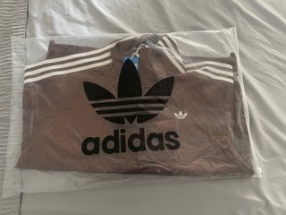 Chaqueta Adidas Originals Colección China 2026
