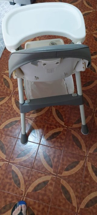 Trona de bebé alta y convertible