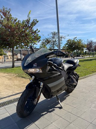 Moto Buell 1125R SOLO 24.000km