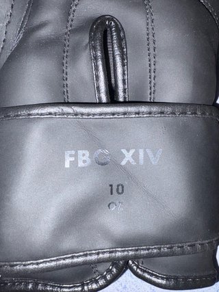 Guantes de boxeo FBG XIV negros de 10 oz