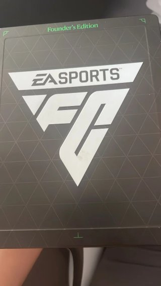 EA Sports FC 25 Founder's Edition Caja Metálica