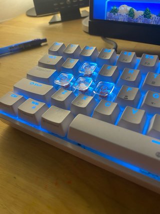 Teclado Mecánico Blanco con Luces LED Azules