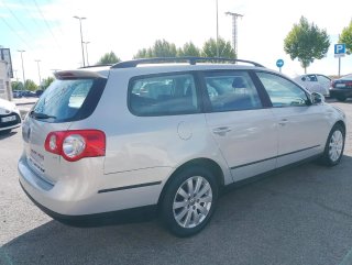Volkswagen Passat 2010