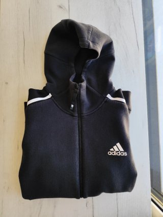 Chaqueta Adidas Negra con Capucha