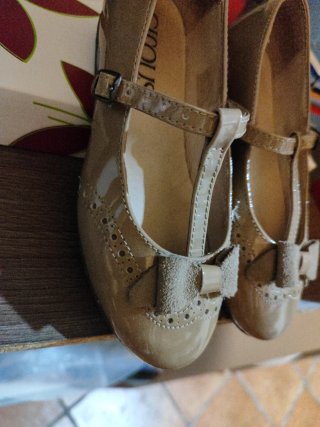 Zapatos niña charol talla 28