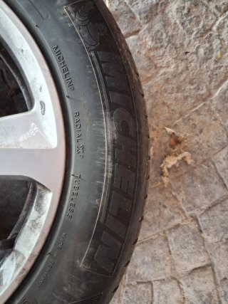 4 Llantas Audi A4 con Neumáticos Michelin