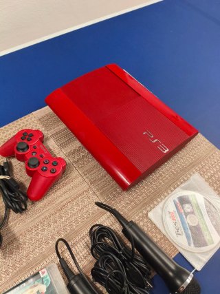 Consola PS3 Super Slim Edición Limitada Roja