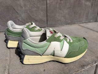 Zapatillas New Balance Niño Talla 29