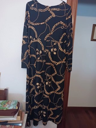 Vestido largo de manga larga estampado cadenas