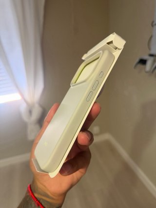 Funda Beats iPhone 17 Pro / 17 Pro Max