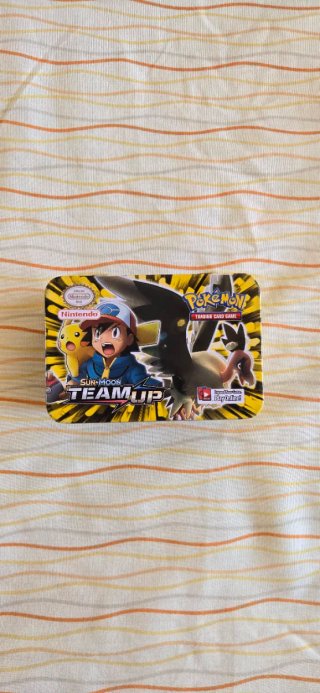 Caja Metálica Pokémon Sun & Moon Team Up