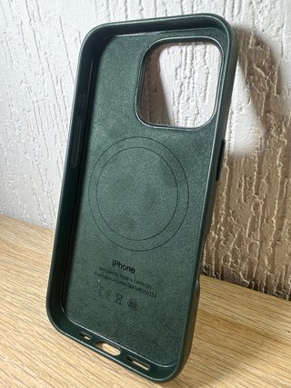 Capa iPhone 16 Pro Couro Verde MagSafe