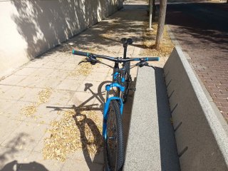 Bicicleta de Montaña CUBE Attention 27,5