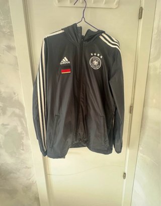 Chaqueta Adidas Negra con Bandas Blancas