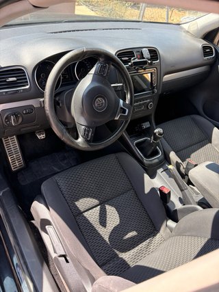 🚗 Volkswagen Golf VI 1.6 TDI 105 CV – 2010