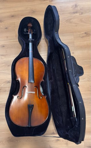 Cello 3/4 con funda rígida