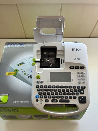 Etiquetadora Epson LabelWorks LW-700