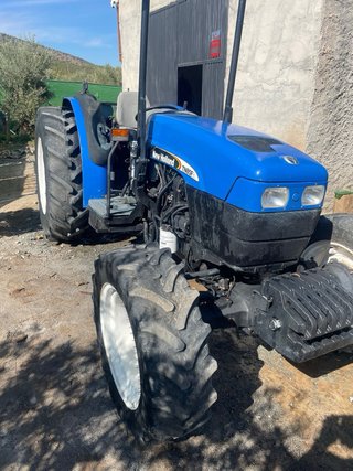 Tractor New Holland TN85FA